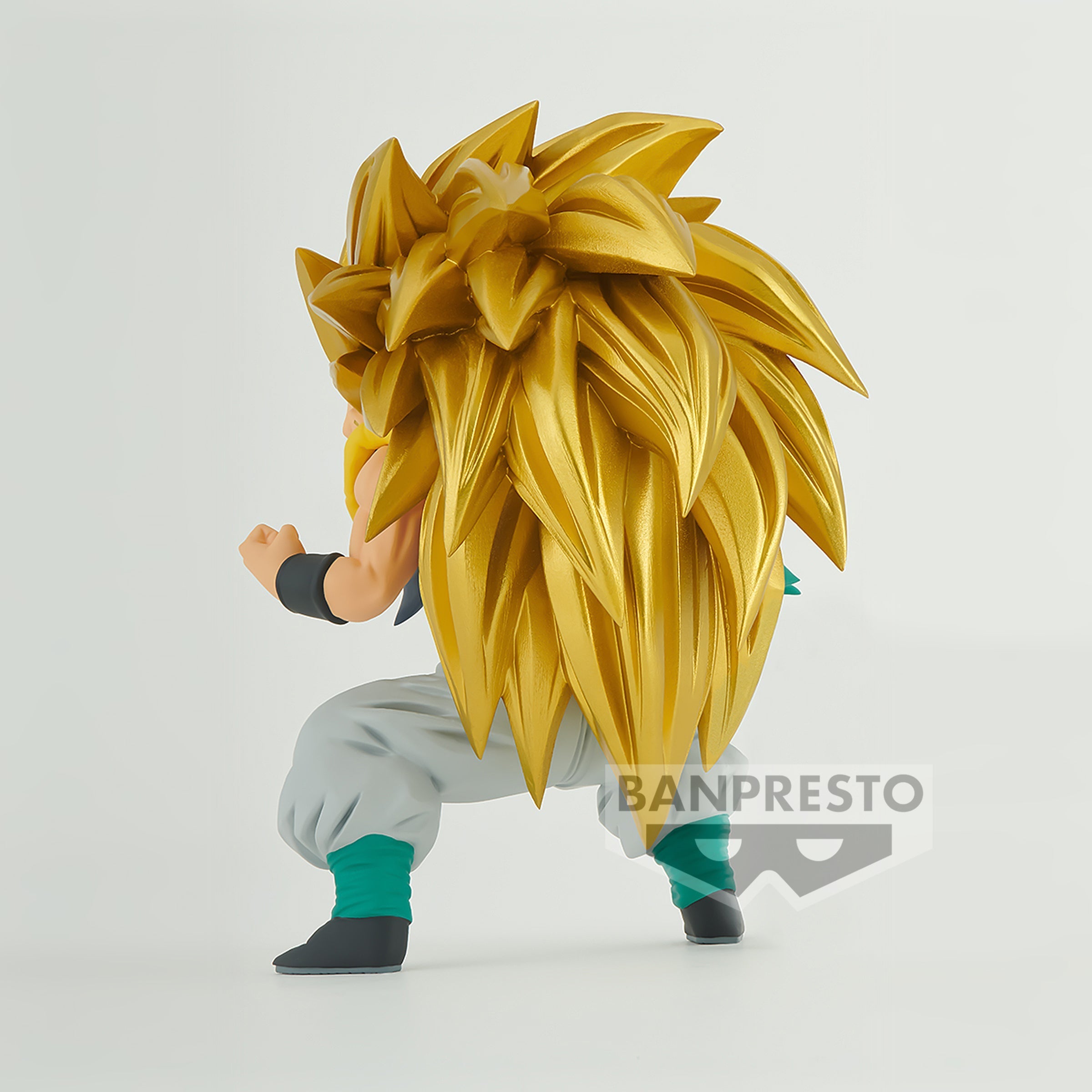 Dragon Ball Z by Toei Animation Co., Ltd. Super Saiyan Goku in Saiyan  Battle Armor PAN Animation Cel with Hand-painted Original Background  穿撒亞人戰鬥服的超級撒亞人孫悟空（移動定位